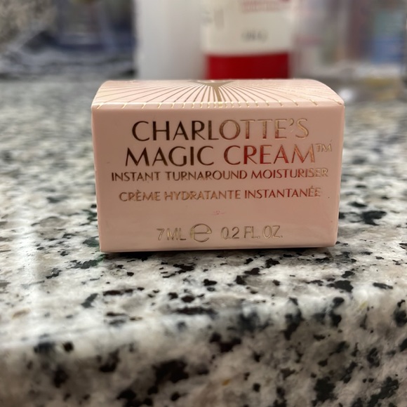 2/$25 Charlotte Tilbury Charlotte's Magic Cream 7ml - Picture 2 of 4